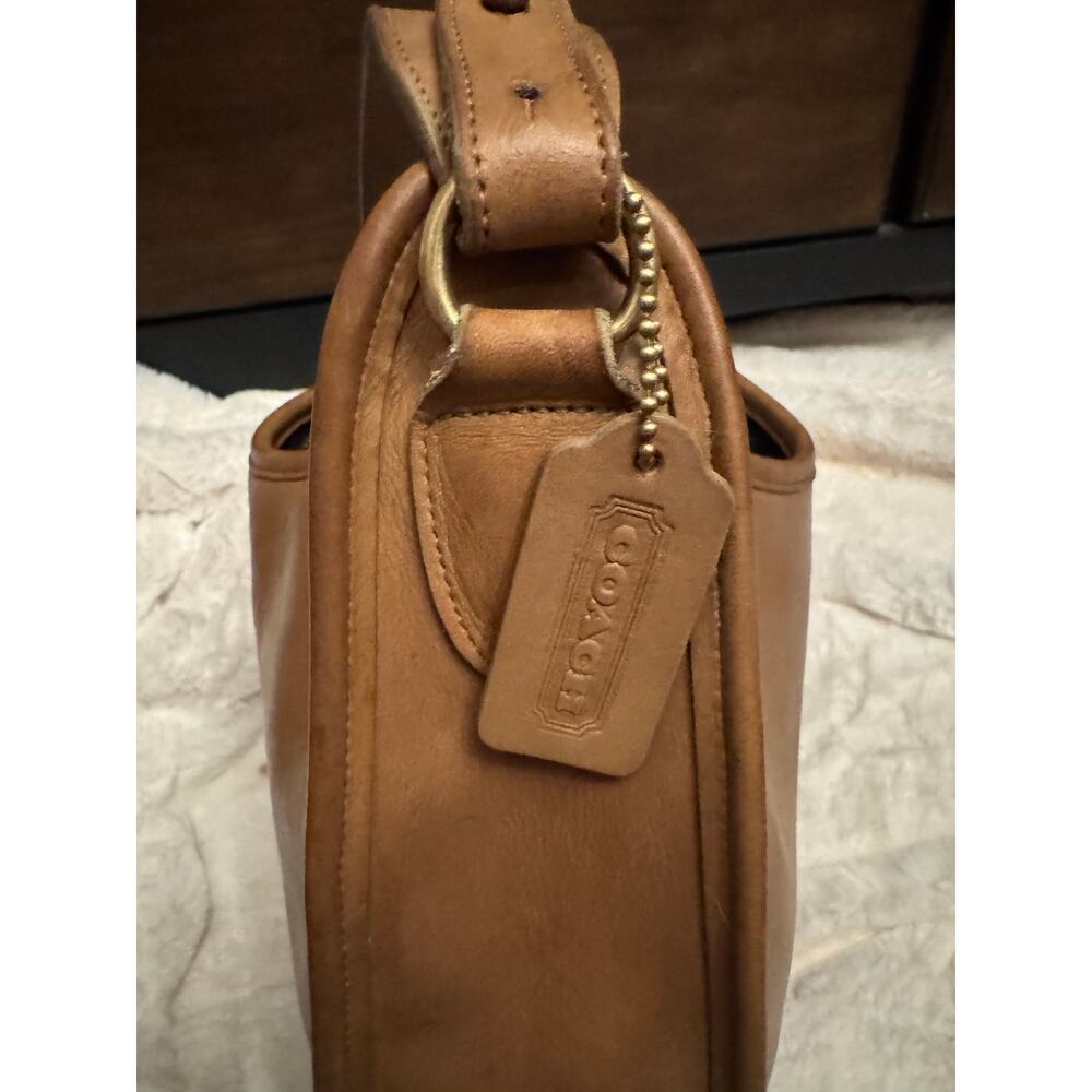 RARE Gorgeous Coach Vintage Beckett in Putty Natural Condition - Picture 3 of 11